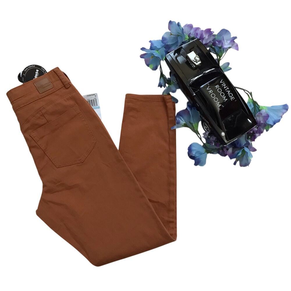 Dollhouse NWT Curvy High Rise Skinny Jeans Juniors/Women 5/6
